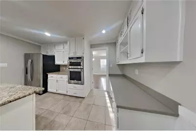 506 Daisy Nash Drive SW, Lilburn, GA 30047 - Photo 7