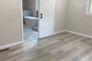 3211 Thrasher Cir, Decatur, GA 30032 - Photo 9