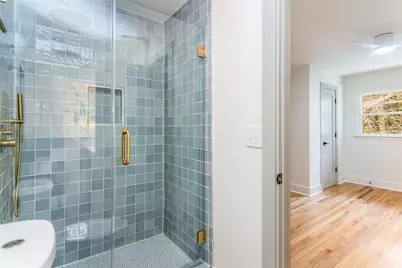 4956 Mountclaire Road, Stone Mountain, GA 30087 - Photo 37