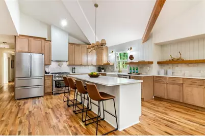 4956 Mountclaire Road, Stone Mountain, GA 30087 - Photo 11