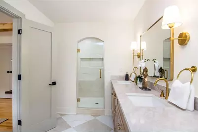 4956 Mountclaire Road, Stone Mountain, GA 30087 - Photo 31