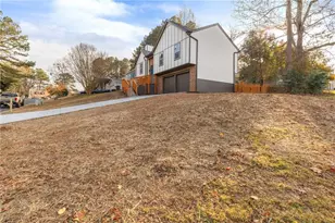 1060 Heatherwood Ct, Norcross, GA 30093 - Photo 3