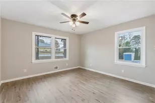 1784 S Deshon Rd, Lithonia, GA 30058 - Photo 13