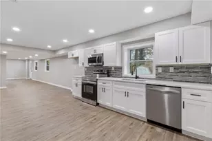 1784 S Deshon Rd, Lithonia, GA 30058 - Photo 23