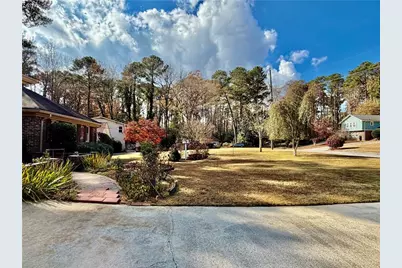 4716 Dana Terrace SW, Lilburn, GA 30047 - Photo 39