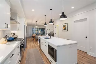 1649 Overlook Wy NW, Atlanta, GA 30318 - Photo 11