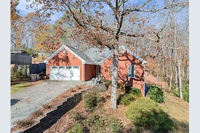 6229 Ivy Springs Drive, Flowery Branch, GA 30542 - Photo 3