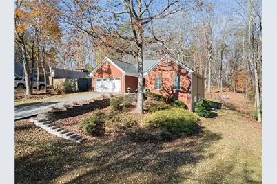 6229 Ivy Springs Drive, Flowery Branch, GA 30542 - Photo 7