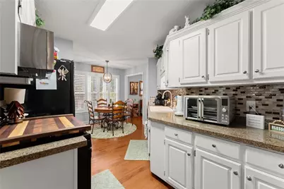 6229 Ivy Springs Drive, Flowery Branch, GA 30542 - Photo 19