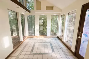 4031 Sugar Mill Dr, Duluth, GA 30096 - Photo 5