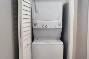 2140 Tiger Flowers Dr, Atlanta, GA 30314 - Photo 5