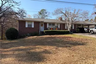 1546 Candler Rd, Gainesville, GA 30507 - Photo 13