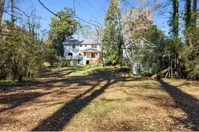 4402 Blackland Drive, Marietta, GA 30067 - Photo 15