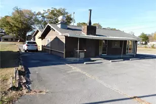 1238 US 41 Hwy N, Calhoun, GA 30701 - Photo 1