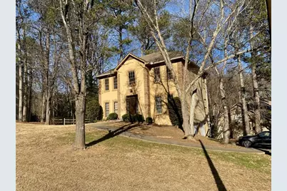 7592 Watson Kaye, Stone Mountain, GA 30087 - Photo 5