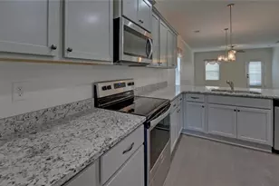 3786 Shades Valley Ln, Gainesville, GA 30501 - Photo 9