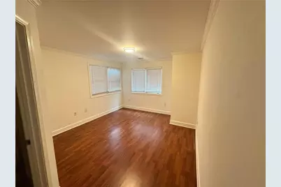 726 Cosmopolitan Drive NE, Atlanta, GA 30324 - Photo 11