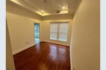 726 Cosmopolitan Drive NE, Atlanta, GA 30324 - Photo 9