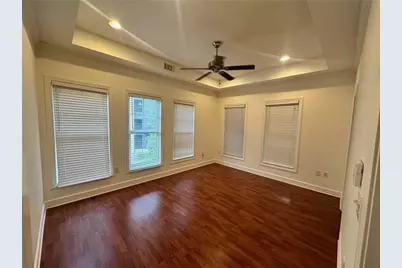 726 Cosmopolitan Drive NE, Atlanta, GA 30324 - Photo 7