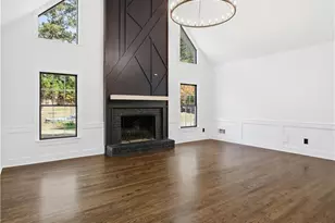 746 Oxford Ct SW, Lilburn, GA 30047 - Photo 19