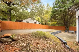 1765 Mary George Ave NW, Atlanta, GA 30318 - Photo 25