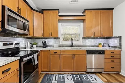 1765 Mary George Avenue NW, Atlanta, GA 30318 - Photo 5