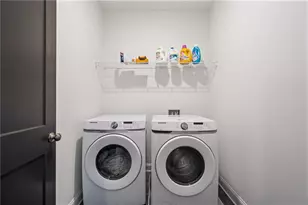 1870 Lucy Compton Ln NW, Atlanta, GA 30318 - Photo 29