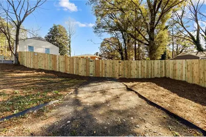 700 Parkdale Drive, Scottdale, GA 30079 - Photo 33