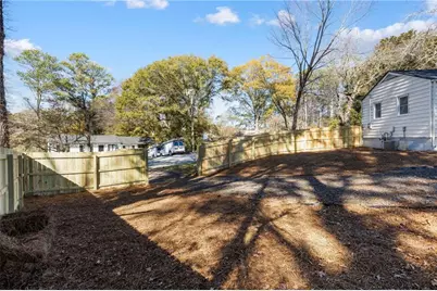 700 Parkdale Drive, Scottdale, GA 30079 - Photo 31