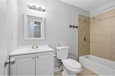 936 Six Oaks Circle #B, Norcross, GA 30093 - Photo 7