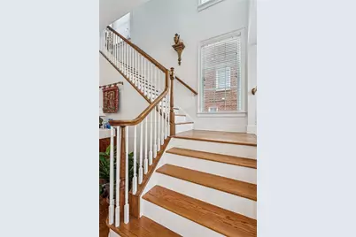 987 Emory Parc, Decatur, GA 30033 - Photo 17