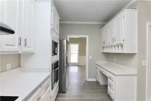 741 Maggie Ct, Kennesaw, GA 30144 - Photo 15