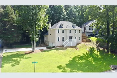 741 Maggie Court, Kennesaw, GA 30144 - Photo 3