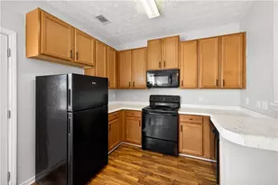 6294 Ellenwood Dr, Rex, GA 30273 - Photo 9