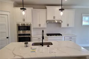 682 Secret Garden Ln, Dacula, GA 30019 - Photo 3