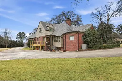 511 Dixon Drive, Gainesville, GA 30501 - Photo 17