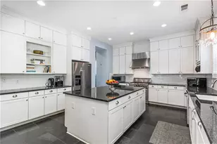 200 Edinburgh Ln, Woodstock, GA 30188 - Photo 11