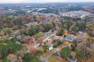 127 Old Rosser Rd SW, Lilburn, GA 30047 - Photo 29