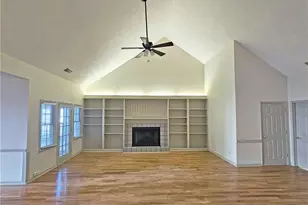 940 Bridgegate Dr NE, Marietta, GA 30068 - Photo 5