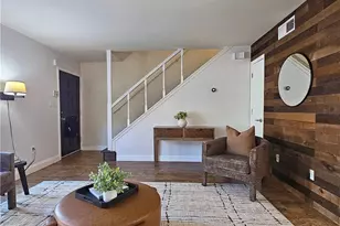 136 Peachtree Memorial Dr NW, Atlanta, GA 30308 - Photo 3