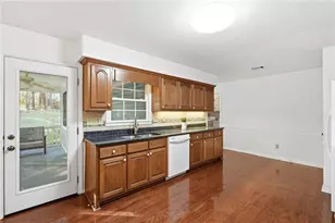 745 Country Lake Ct, McDonough, GA 30252 - Photo 11