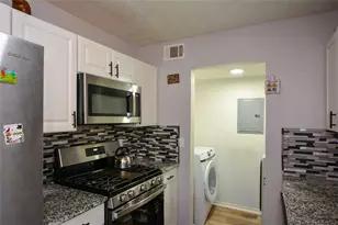 1126 Mainstreet Valley Dr, Stone Mountain, GA 30088 - Photo 13