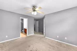 5195 Lincoln Dr, Fairburn, GA 30213 - Photo 11