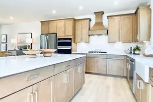 384 Sunset Hollow St, Sugar Hill, GA 30518 - Photo 15