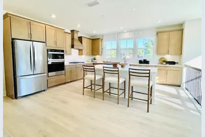 384 Sunset Hollow Street, Sugar Hill, GA 30518 - Photo 9