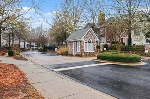 933 Sandringham Dr, Alpharetta, GA 30004 - Photo 19