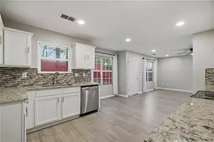 3301 Pine Grove Cir SE, Atlanta, GA 30316 - Photo 11