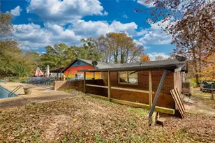 279 Spring St, Winder, GA 30680 - Photo 39