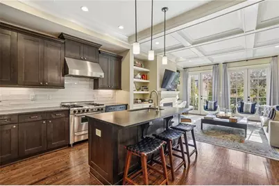 1029 E Club Court NE, Atlanta, GA 30319 - Photo 5