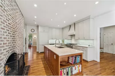 2010 Rivermeade Way NW, Atlanta, GA 30327 - Photo 11